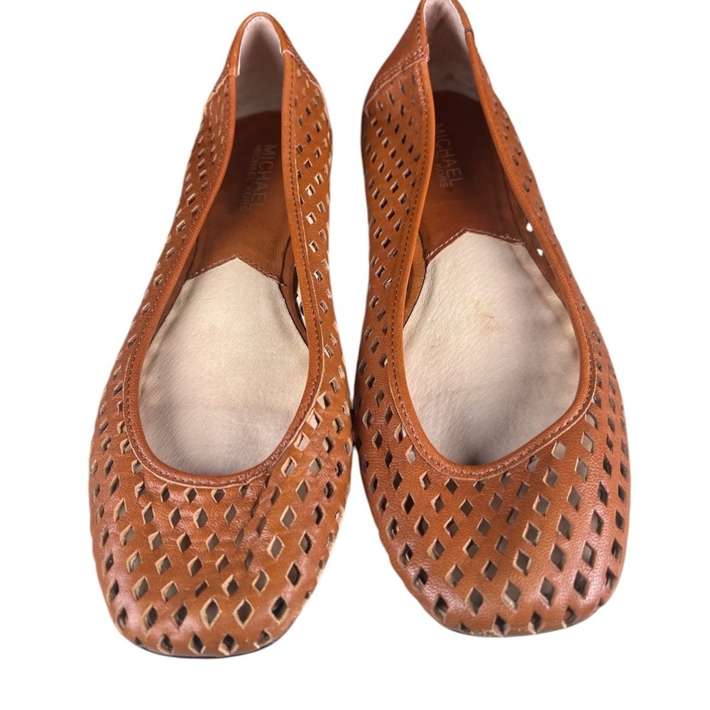 Michael Kors perforated leather Women's Brown high vamps Ballet Flats 7.5 - Picture 2 of 6